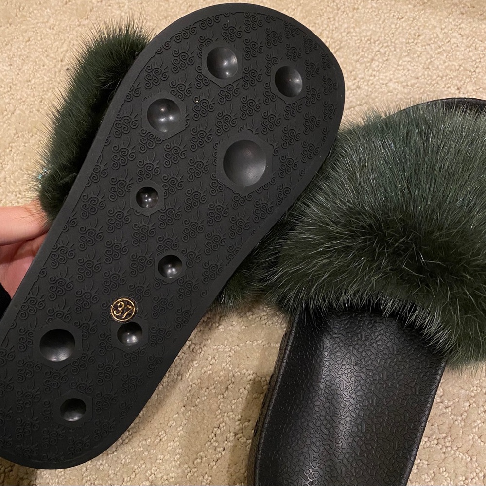 Fluffy slipper - Picture 3 of 3